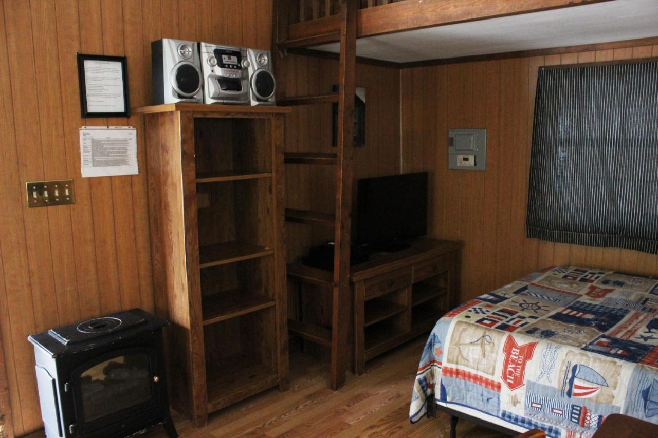 Bed and Breakfast Berry Creek Cabins Isabel Zewnętrze zdjęcie