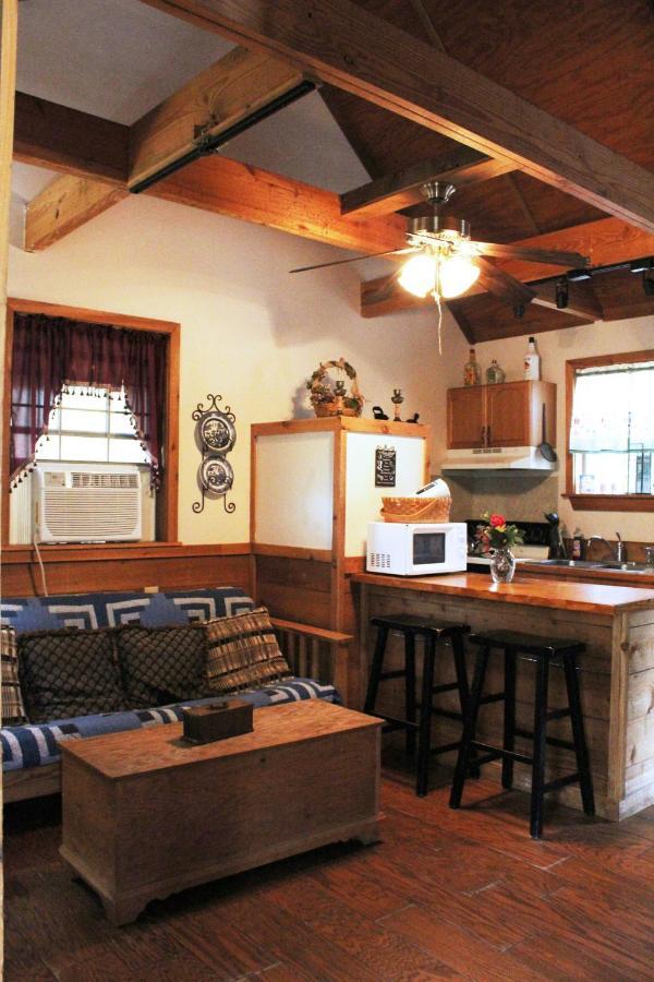 Bed and Breakfast Berry Creek Cabins Isabel Zewnętrze zdjęcie
